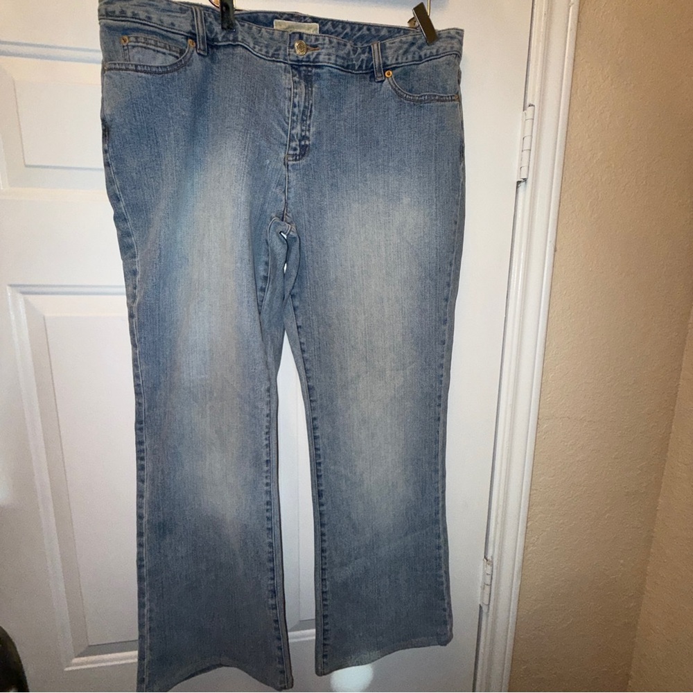 MICHAEL Michael Kors‎ Light Blue Flare Jeans with embroidered back pockets